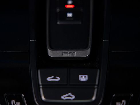 Certified 2024 Porsche 911 Carrera 4 GTS AWD/4WD image 48