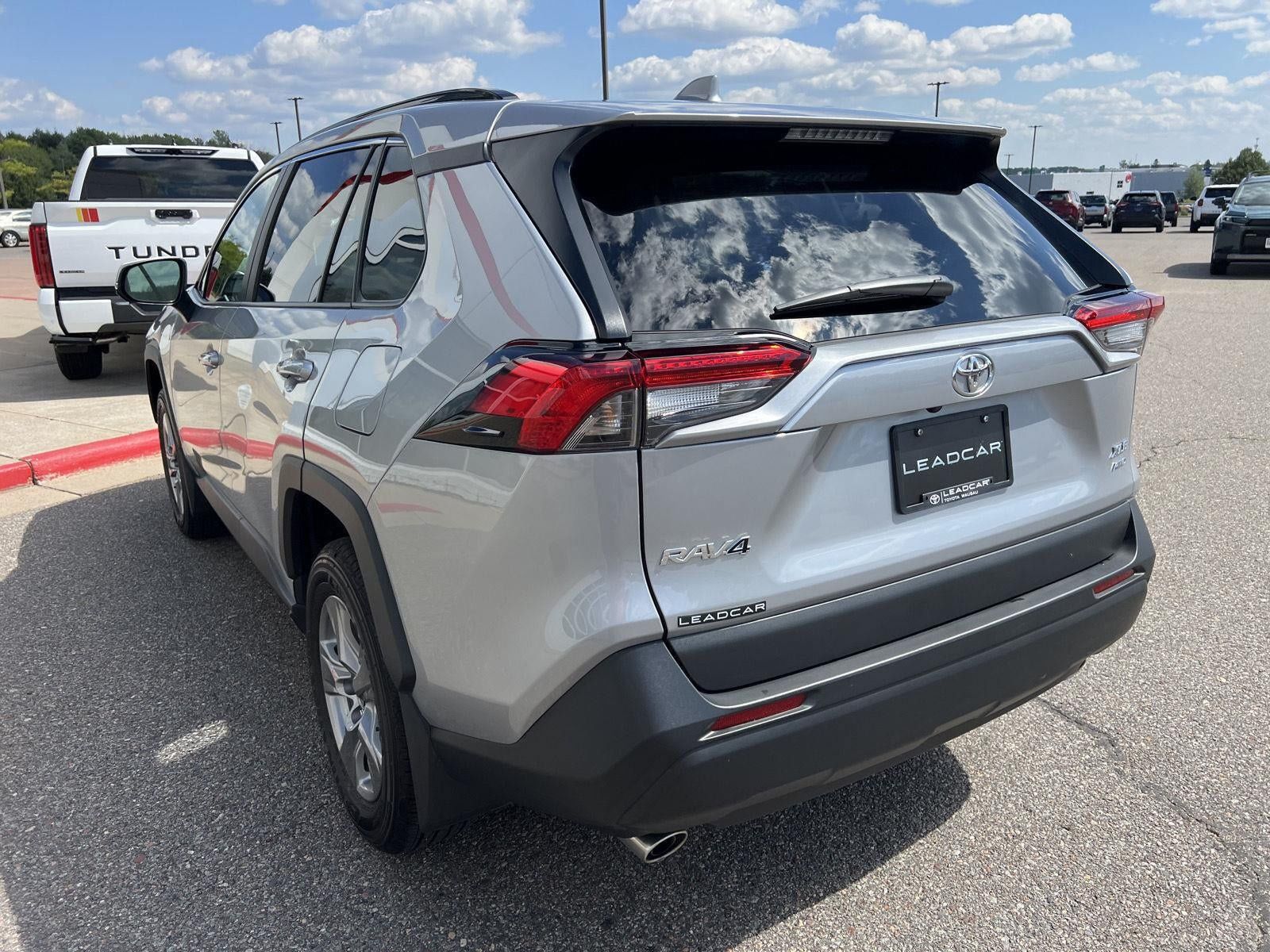 Used 2025 Toyota RAV4 XLE w/ Convenience Package AWD/4WD image 12