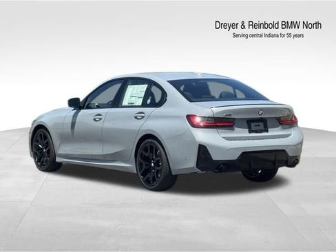 New 2026 BMW 330i xDrive Sedan w/ M Sport Package AWD/4WD image 4