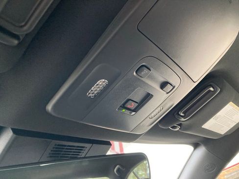 Used 2026 Toyota Camry SE w/ Multimedia Upgrade Package image 29