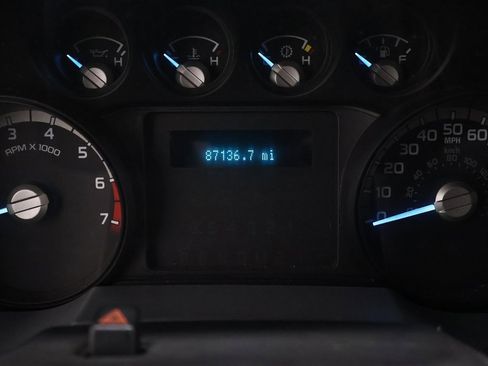 Used 2014 Ford F350 XL w/ Power Equipment Group image 21