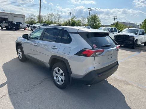 Used 2023 Toyota RAV4 LE image 17