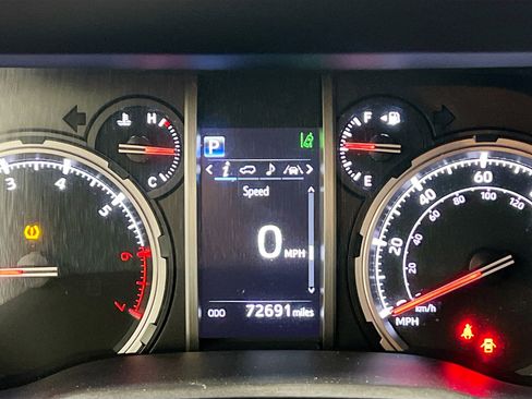 Used 2023 Toyota 4Runner TRD Off-Road image 23