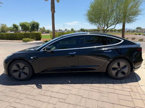 Used 2018 Tesla Model 3 Long Range AWD/4WD image 5