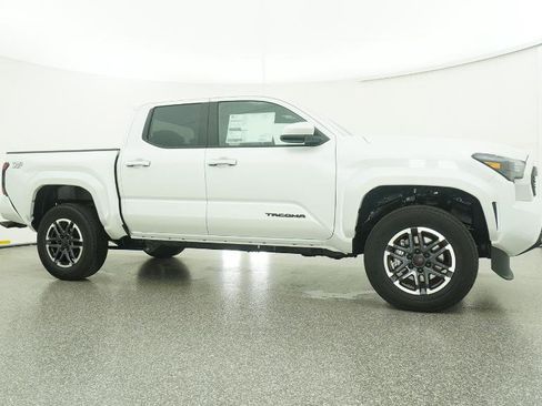 New 2025 Toyota Tacoma TRD Sport image 92