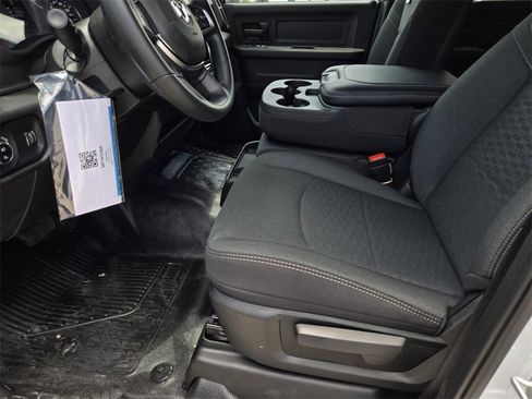 New 2025 RAM 3500 Tradesman image 19