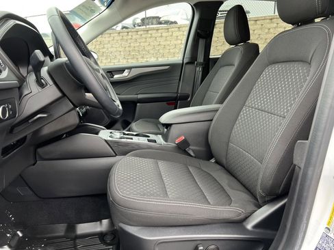 Certified 2024 Ford Escape Active w/ Tech Pack #2 image 3