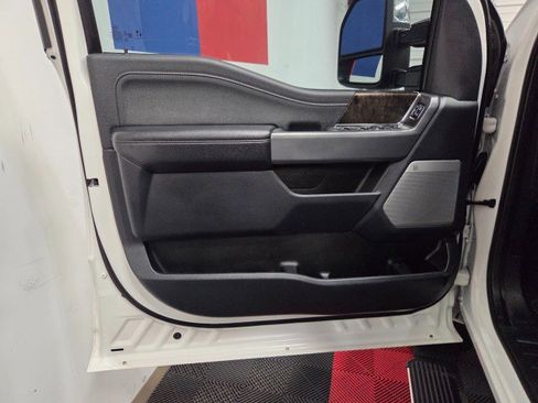 Used 2024 Ford F350 Lariat w/ Lariat Ultimate Package AWD/4WD image 35