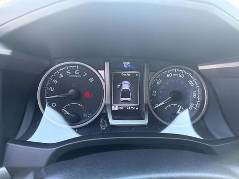 Certified 2021 Toyota Tacoma SR5 image 14