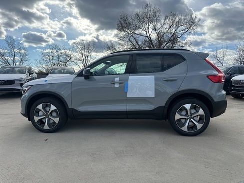 New 2026 Volvo XC40 B5 Plus w/ Protection Package Premier image 4