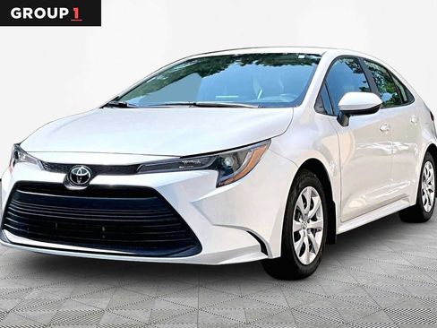 Certified 2026 Toyota Corolla LE FWD image 1