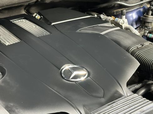 Used 2015 Mercedes-Benz GL 450 4MATIC image 21