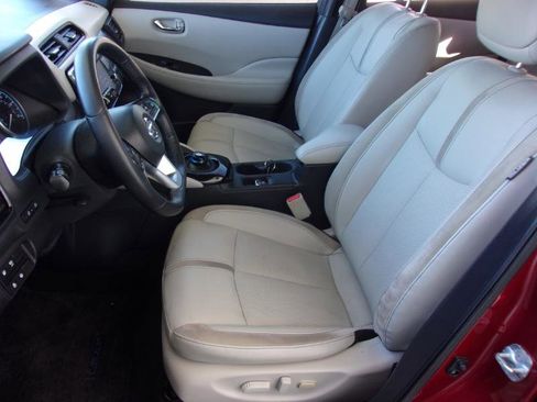 Used 2018 Nissan Leaf SL w/ SL Technology Package image 35