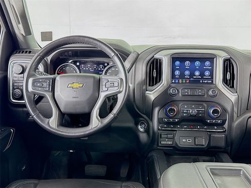 Used 2020 Chevrolet Silverado 1500 LTZ w/ LTZ Premium Package image 29