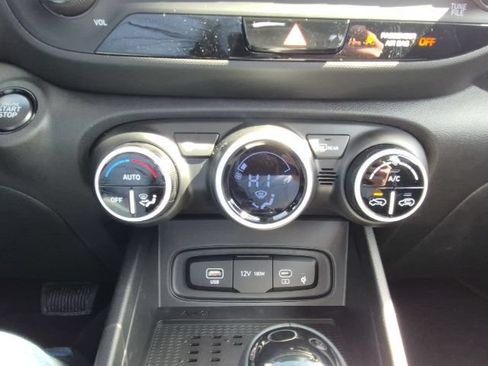 New 2026 Hyundai Venue SEL FWD image 25