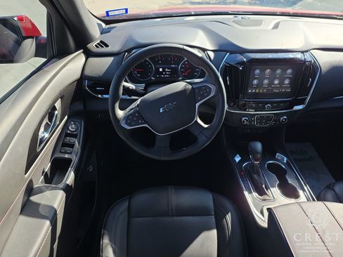 Used 2023 Chevrolet Traverse RS image 14
