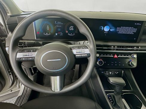 Certified 2025 Hyundai Tucson SEL image 11