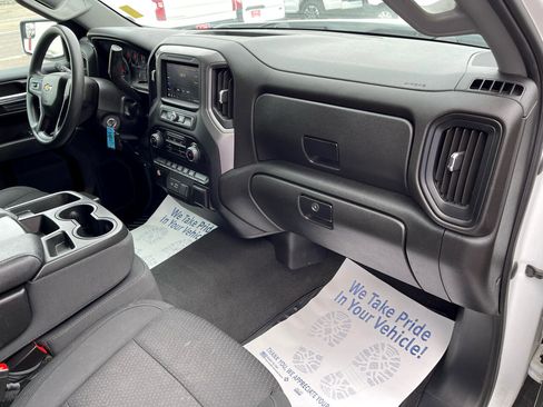 Used 2021 Chevrolet Silverado 1500 Custom image 17