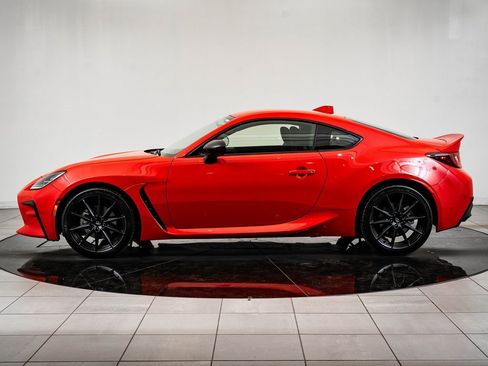 Used 2024 Toyota GR86 Premium image 5