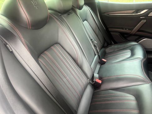 Used 2019 Maserati Ghibli S GranLusso AWD/4WD image 31