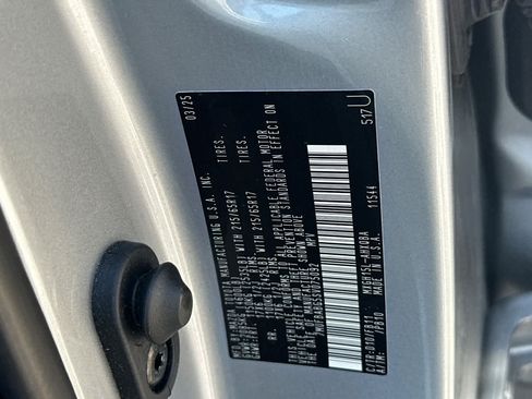 Used 2025 Toyota Corolla Cross AWD Hybrid image 34