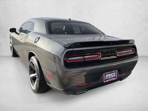 Used 2023 Dodge Challenger SXT w/ Blacktop Package image 5