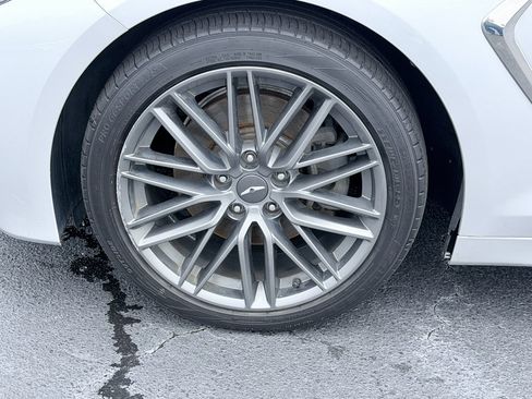 Used 2019 Genesis G70 2.0T Advanced w/ Elite Package RWD image 35
