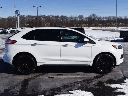 Used 2023 Ford Edge ST-Line image 14