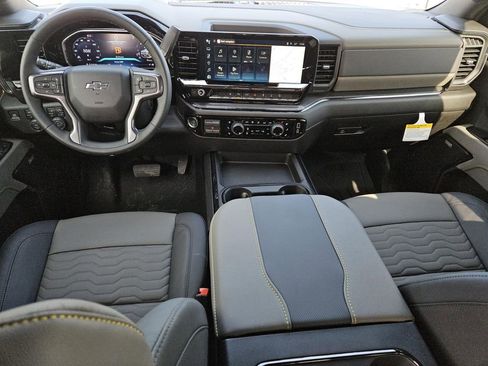 New 2026 Chevrolet Silverado 2500 ZR2 image 10