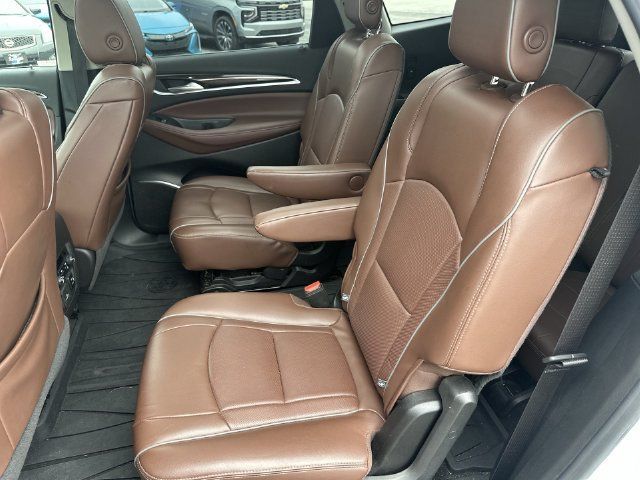 Used 2018 Buick Enclave Avenir w/ Avenir Technology Package FWD image 27