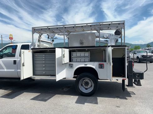 Used 2015 Ford F550 2WD SuperCab Super Duty image 33