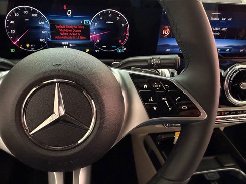 New 2026 Mercedes-Benz GLB 250 image 26