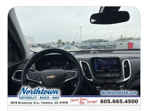 Used 2024 Chevrolet Equinox Premier AWD/4WD image 11