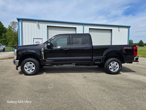 New 2026 Ford F250 XLT w/ 360-Degree Camera Package AWD/4WD image 2
