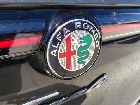 Used 2024 Alfa Romeo Tonale Ti AWD/4WD image 30