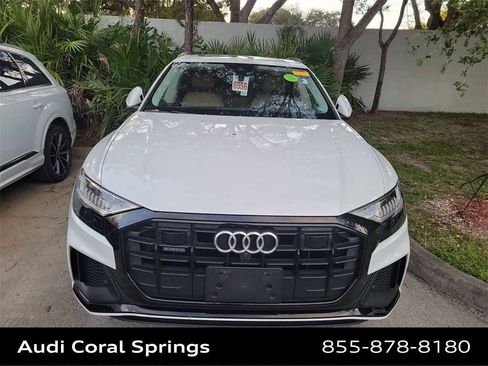Used 2020 Audi Q8 Prestige w/ Prestige Package image 10