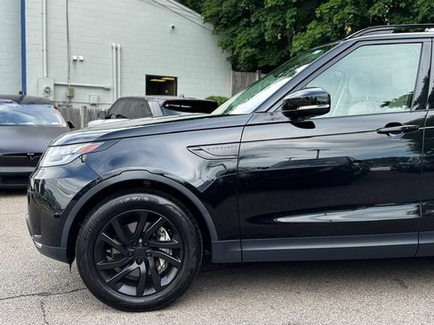 Used 2018 Land Rover Discovery HSE AWD/4WD image 10
