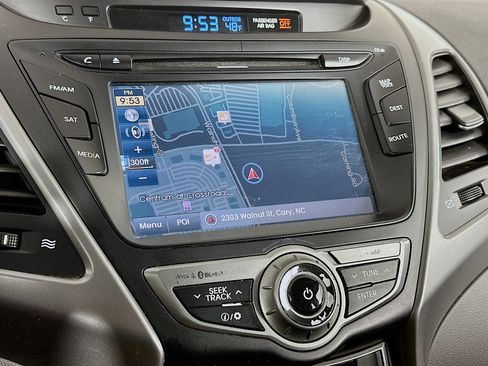 Used 2016 Hyundai Elantra Sport w/ Option Group 03 image 22