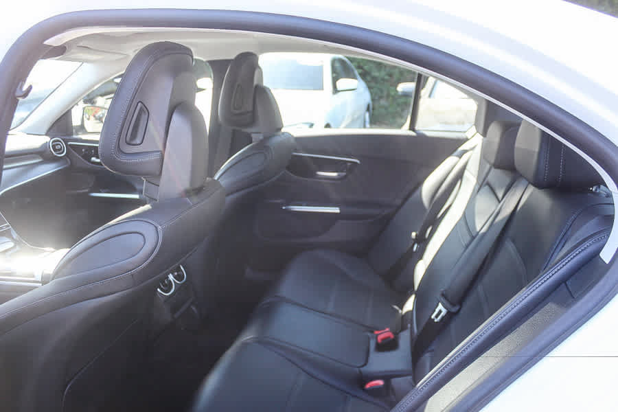 Used 2025 Mercedes-Benz C 300 Sedan image 24