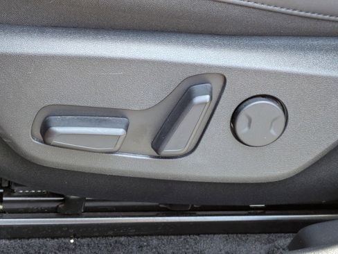 Certified 2023 Kia EV6 Wind w/ Wind Technology Package RWD image 18