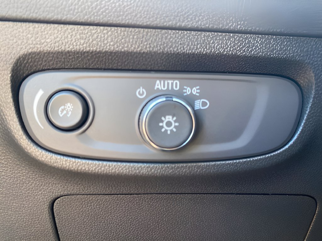 Used 2025 Buick Encore GX Preferred FWD image 17