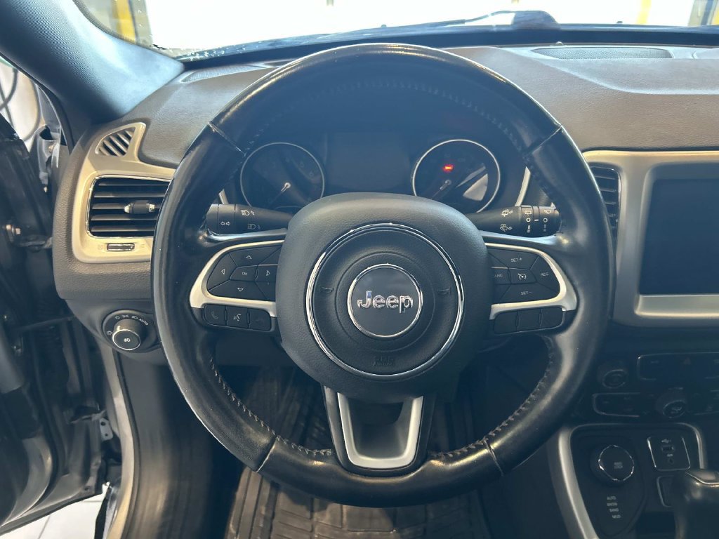 Used 2020 Jeep Compass High Altitude AWD/4WD image 19