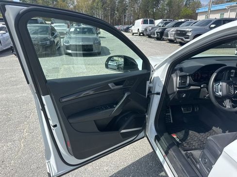Used 2022 Audi SQ5 Premium Plus image 24