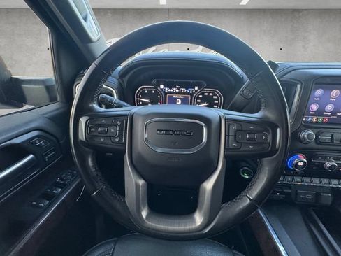 Used 2023 GMC Sierra 2500 Denali w/ Denali Black Diamond Edition AWD/4WD image 21