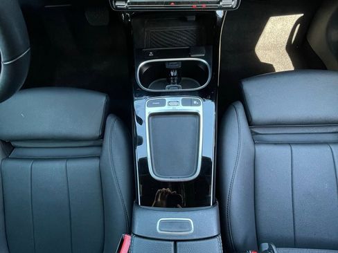 Used 2025 Mercedes-Benz CLA 250 image 19