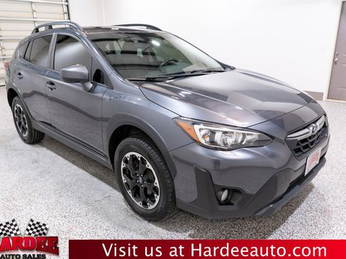 Used 2023 Subaru Crosstrek 2.0i Premium AWD/4WD image 6