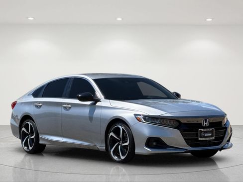 Used 2022 Honda Accord Sport image 8