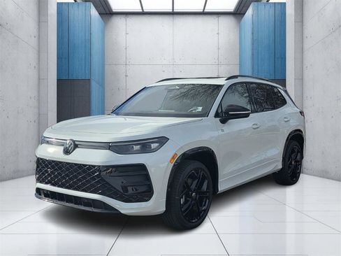 New 2026 Volkswagen Tiguan SE R-Line image 26