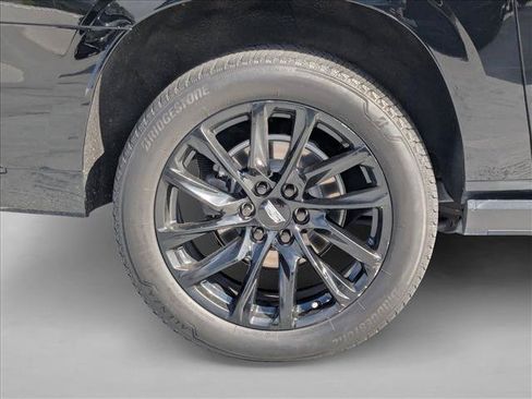 Used 2022 Cadillac Escalade ESV Sport Platinum w/ LPO, ONYX Package AWD/4WD image 19
