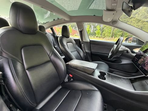 Used 2018 Tesla Model 3 Mid Range RWD image 19